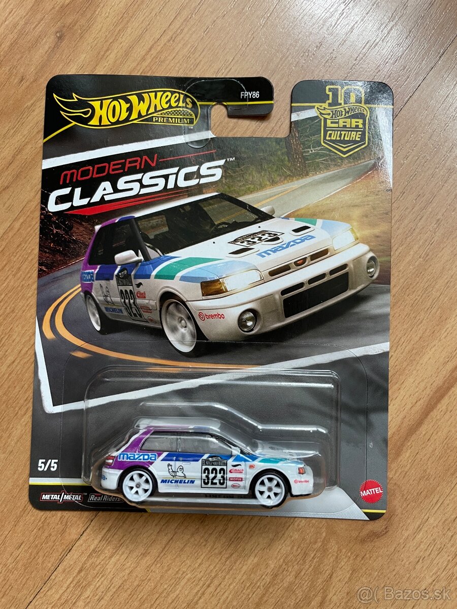 Hotwheels Premium - 9