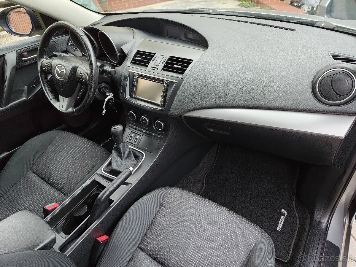 • MAZDA 3 2.0i,110 kW, Benzín, 6-st. manuál, FACELIFT 2011 • - 9