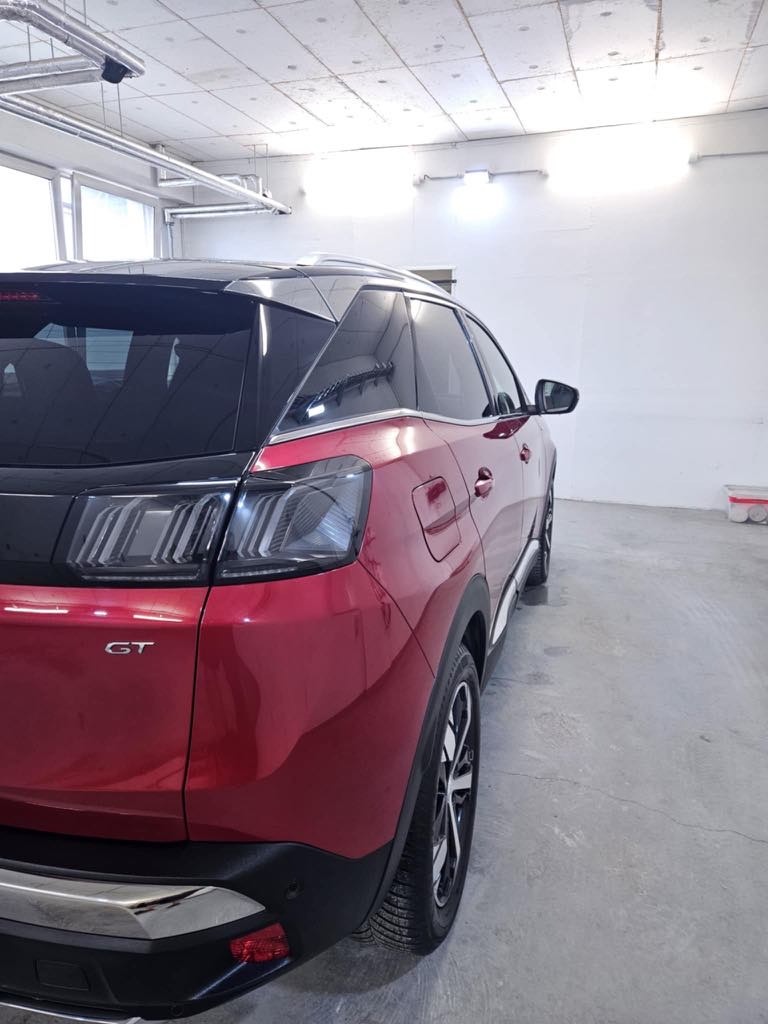 Peugeot 3008 GT automat diesel 96kw 67.000km - 9