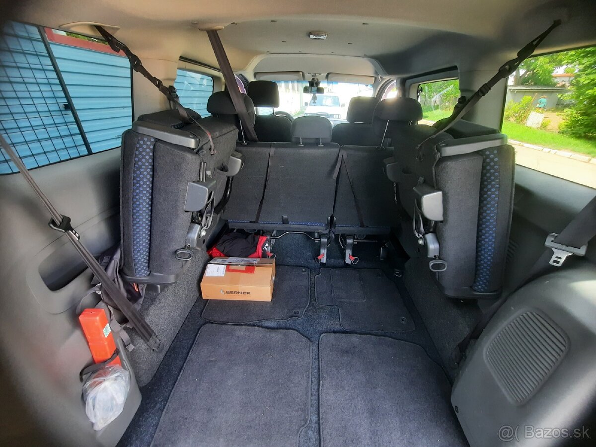 Nissan NV200 1.5 dCi 66kw Evalia 7-Miestne BUS - 9