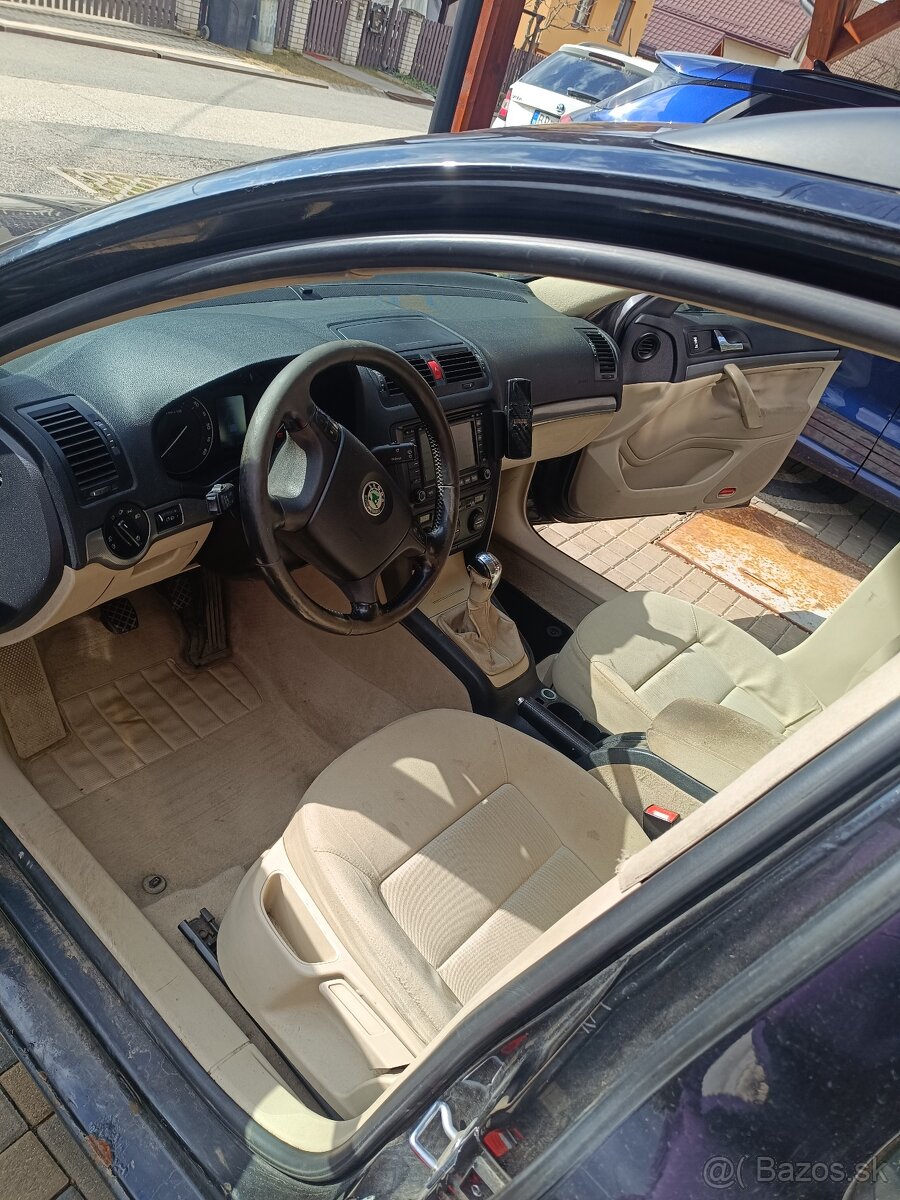 Škoda Octavia - 9