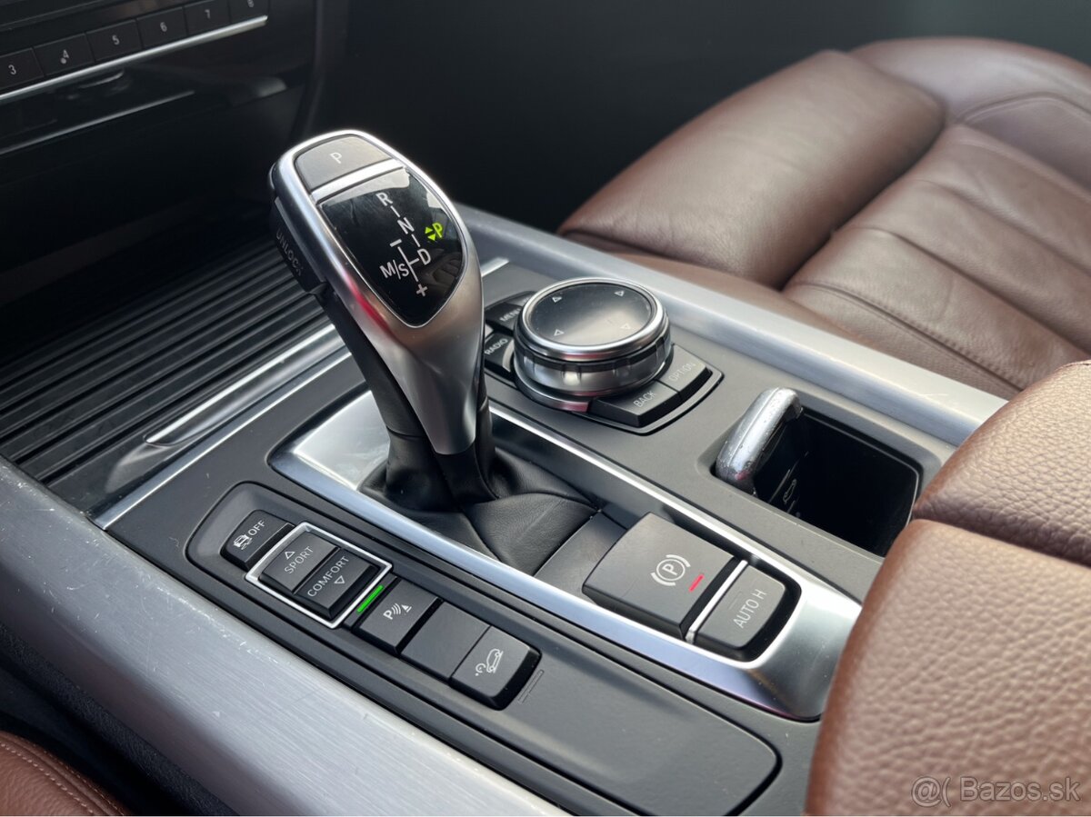 BMW X5 xDrive 30D - 9
