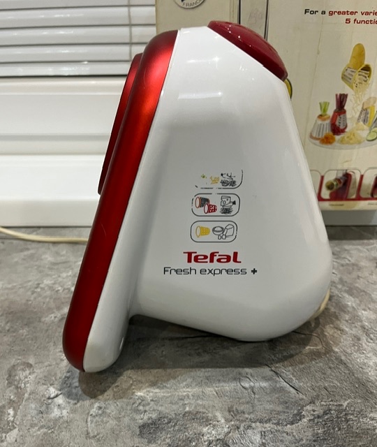 Strúhací robot Tefal Fresh Express MB756G31 - 9