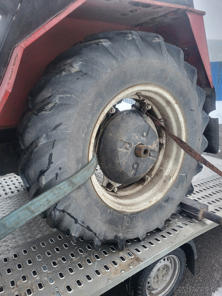 ponúkam zetor Náhradne diely - 9