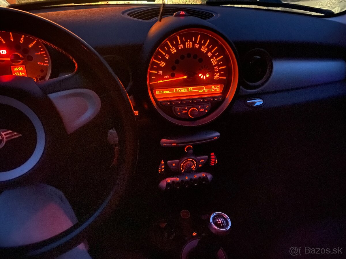 Krásny mini-cooper - 9