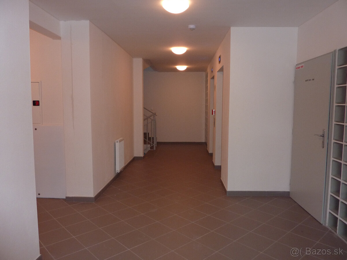 Prenájom 2-izb. bytu, Kadnárova ul., BA – Rača - 9
