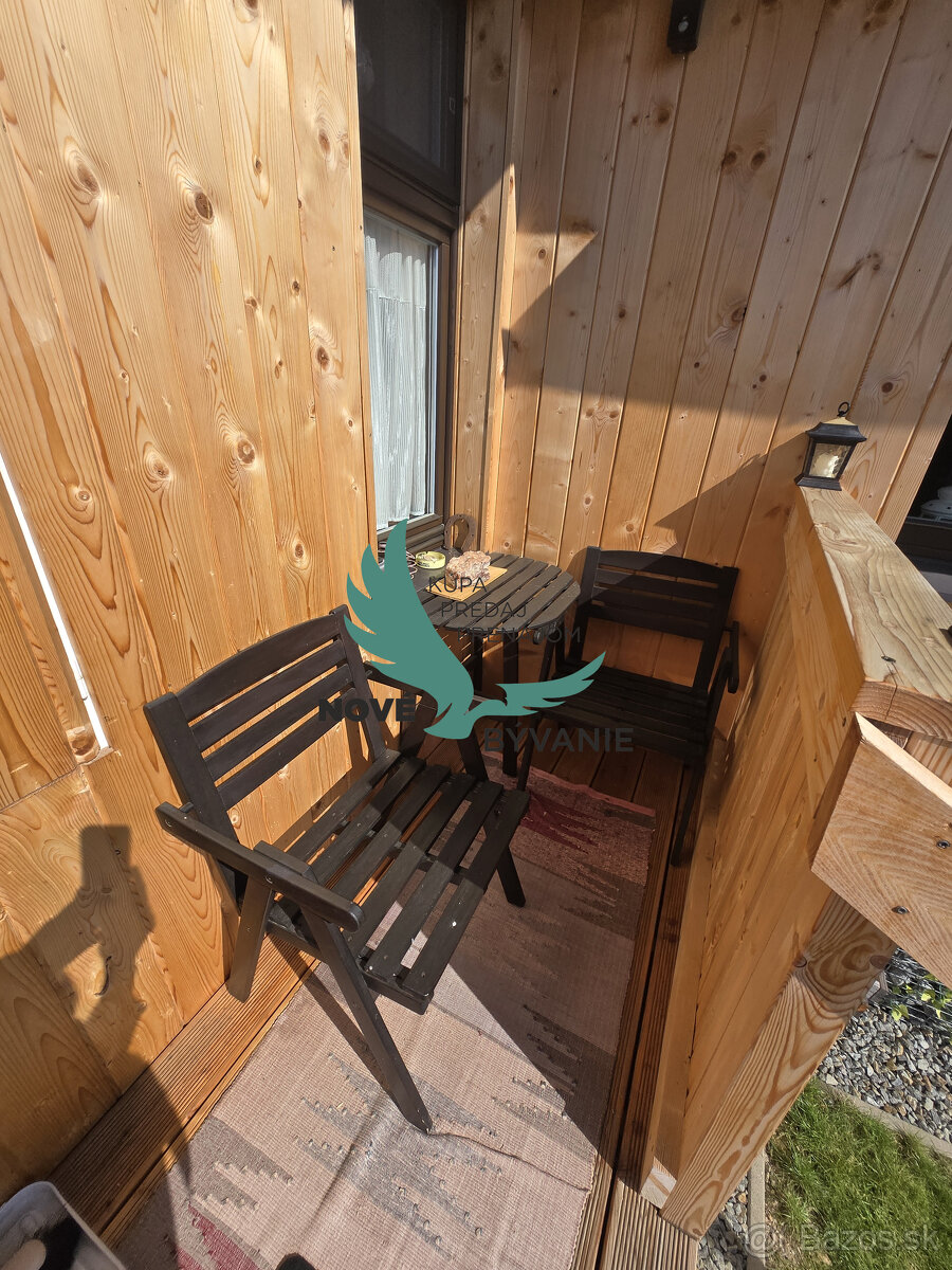 REZERVOVANÝ - Predám krásnu, kompletne zrekonštruovanú chalu - 9