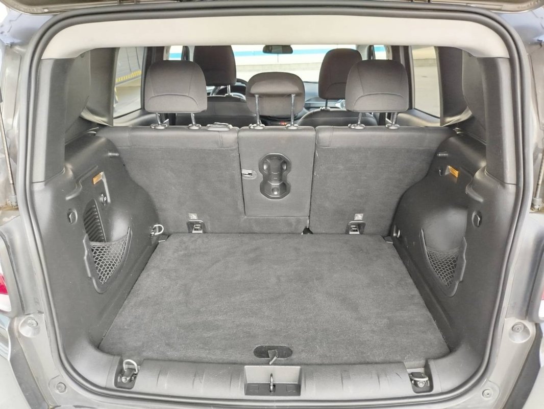 Jeep Renegade 2.0 4X4 AUTOMAT / UZAVIERKA - 9