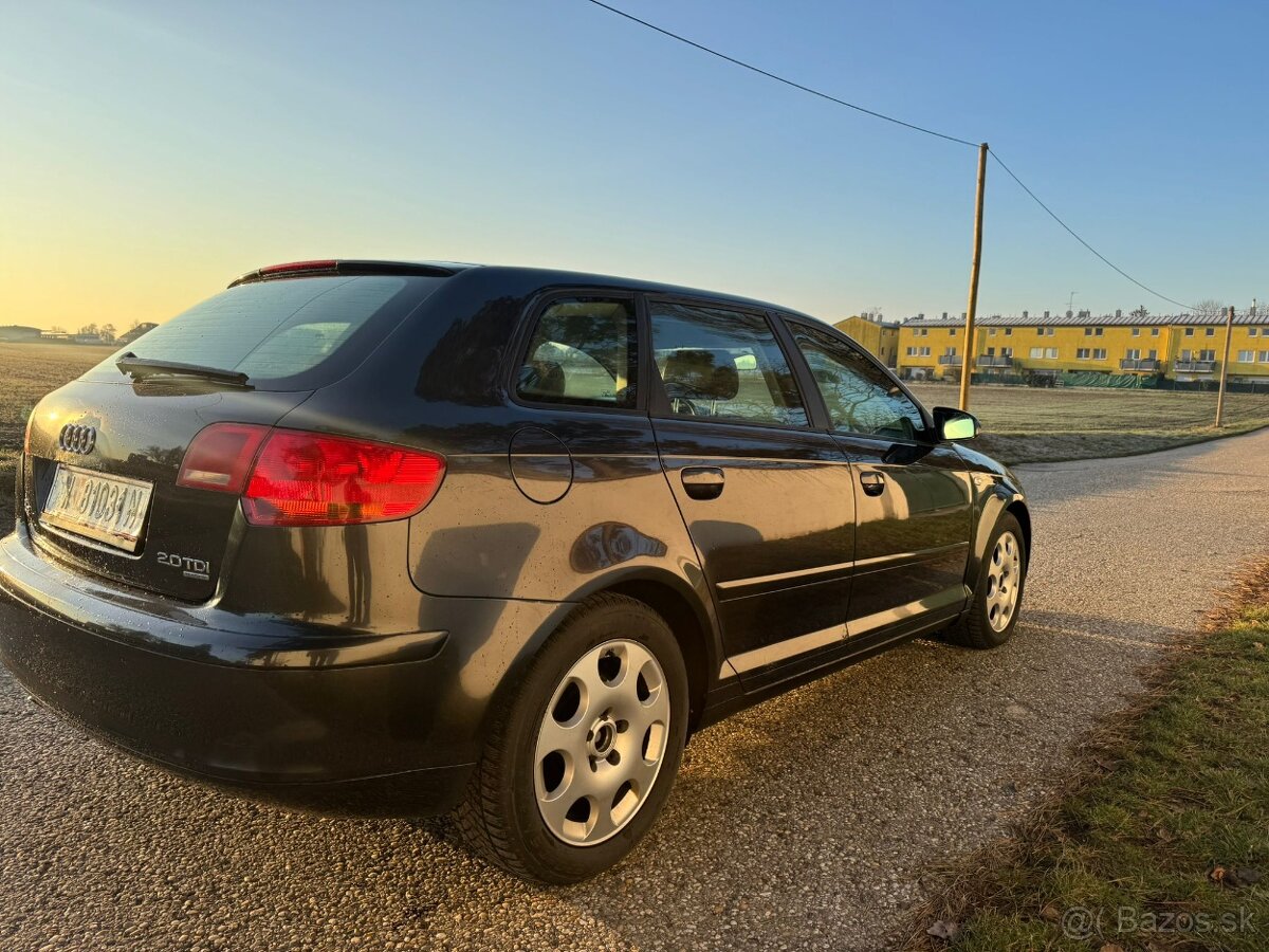 AUDI A3 2,0TDI QUATTRO SPORTBACK - 9