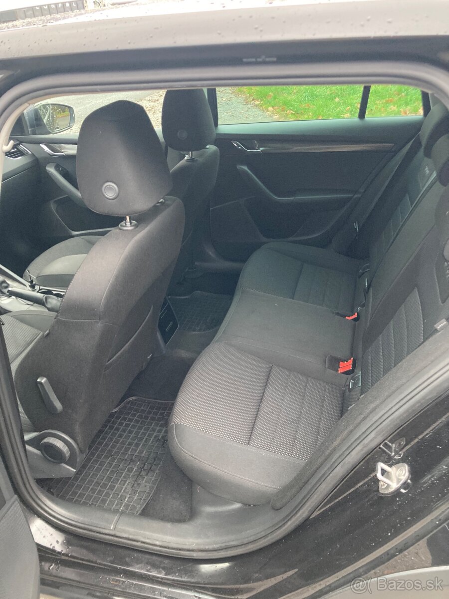 Octavia 3 Scout,2.0tdi 135kw DSG6 - 9