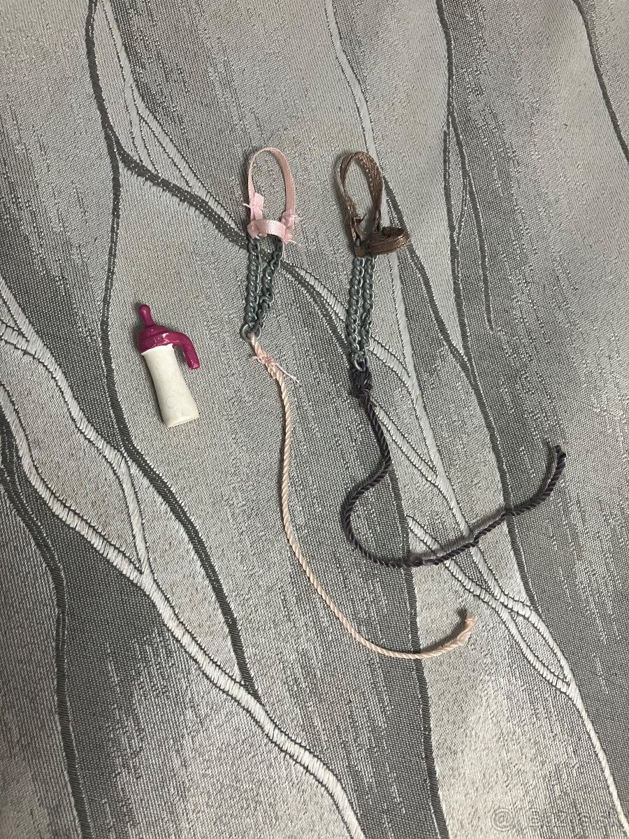 Schleich kone, stajna,doplnky - 9