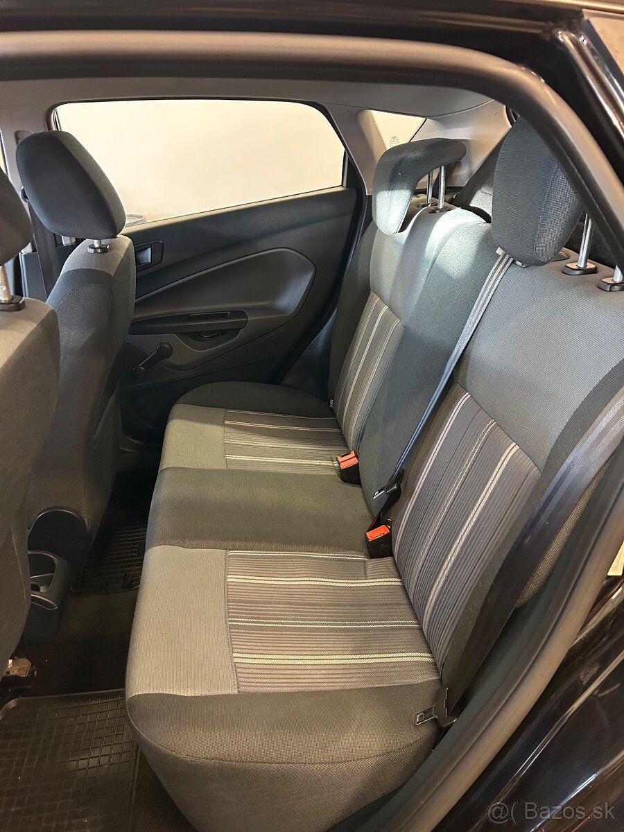 Ford fiesta - 9