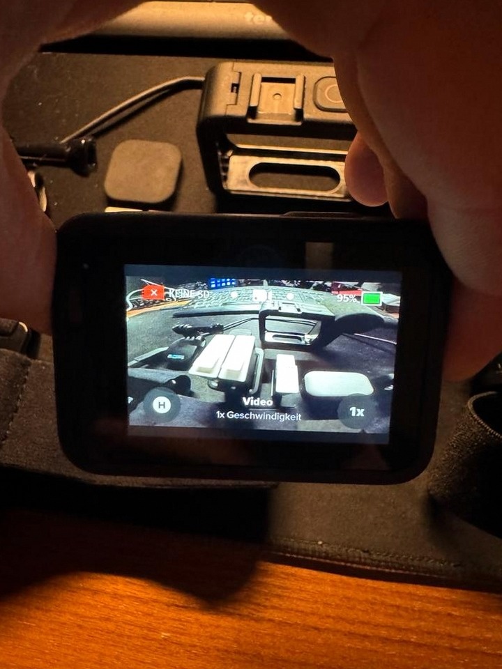 GoPro Hero 11 s príslušenstvom - 9