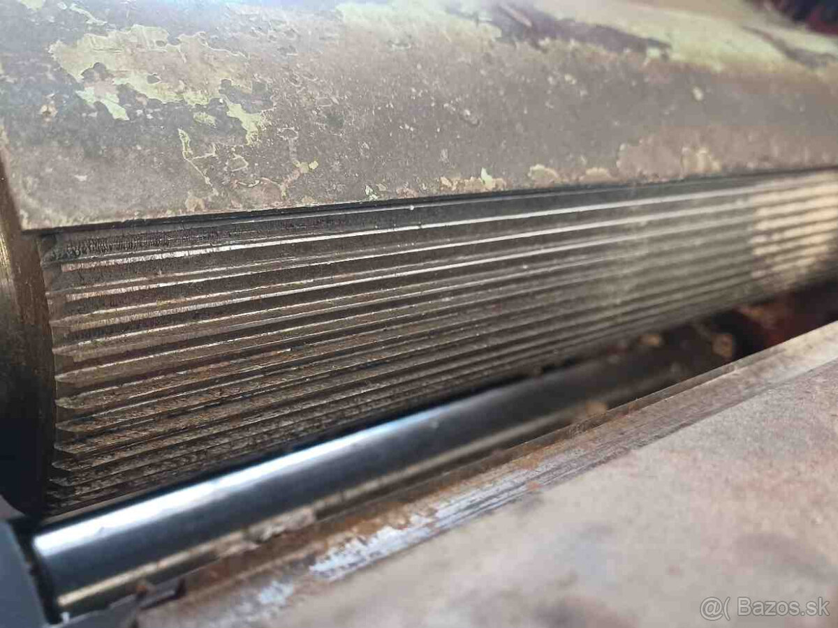 Zrovnávačka - hrúbkovačka JAROMA 410 - 9