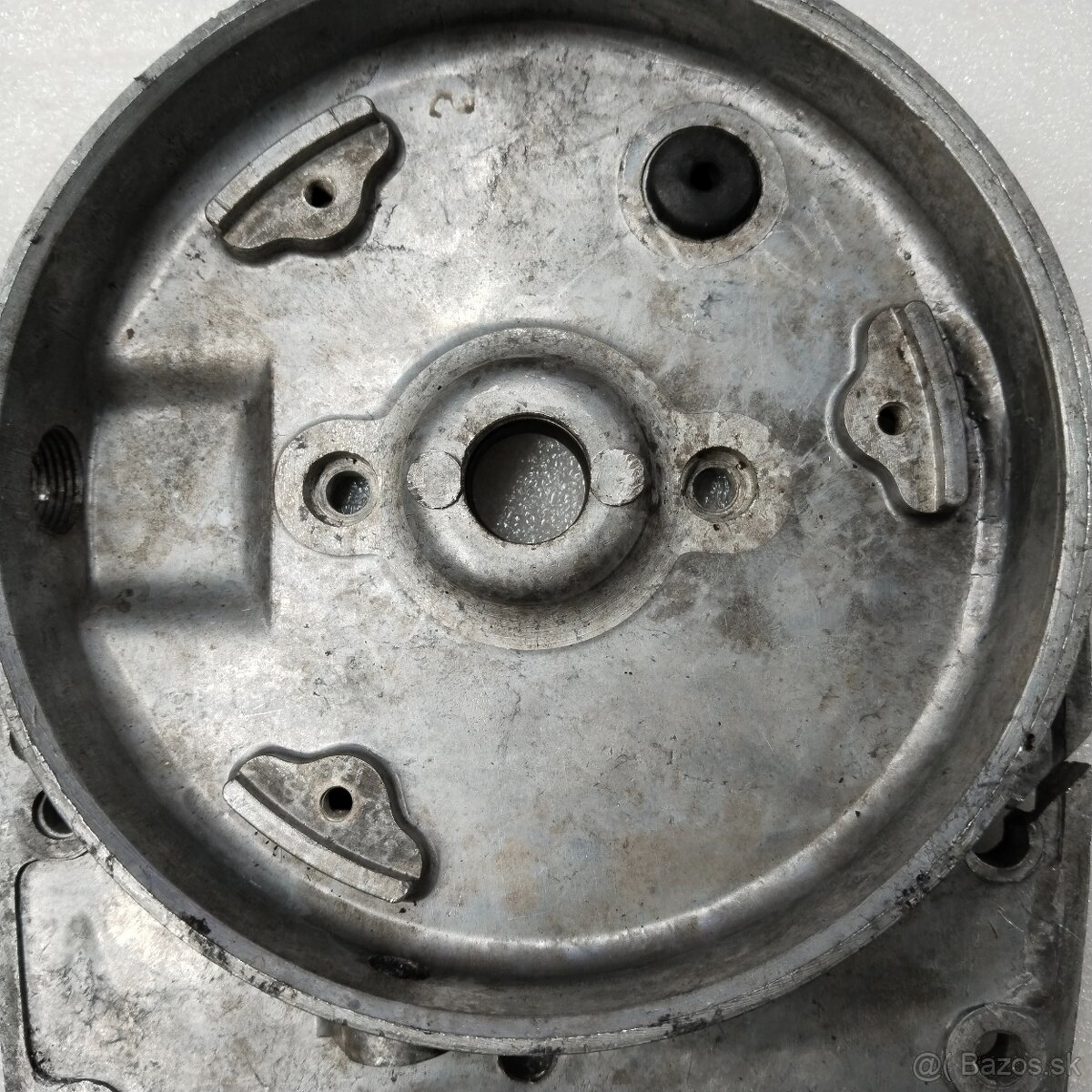 MANET 90 DRŽÁK ZAPALOVÁNÍ HORNÍ A DOLNÍ VEDENÍ SPOJKY ORIG. - 9