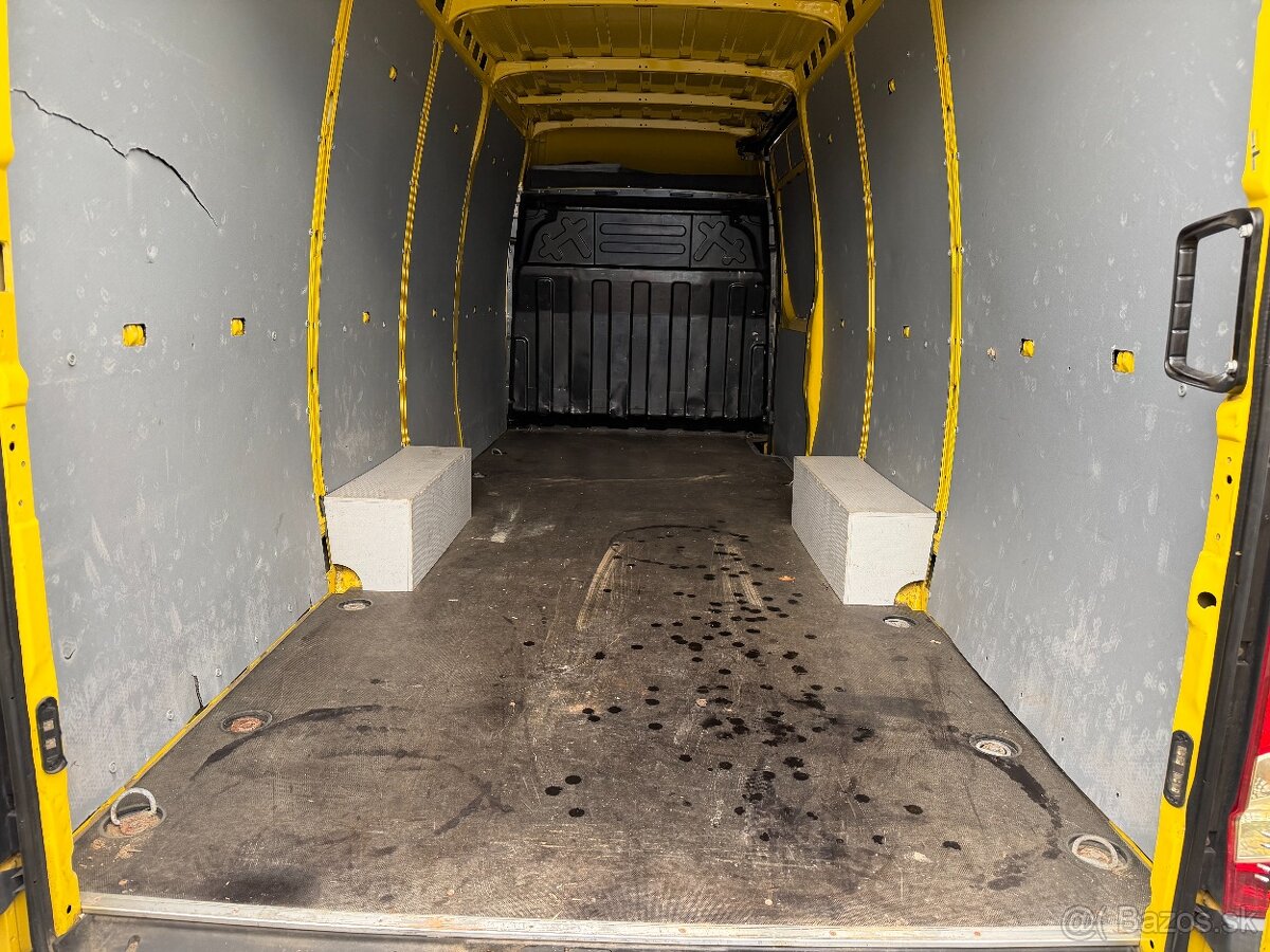 Iveco Daily 35S13V 4100 – DPH, nízky nájazd - 9