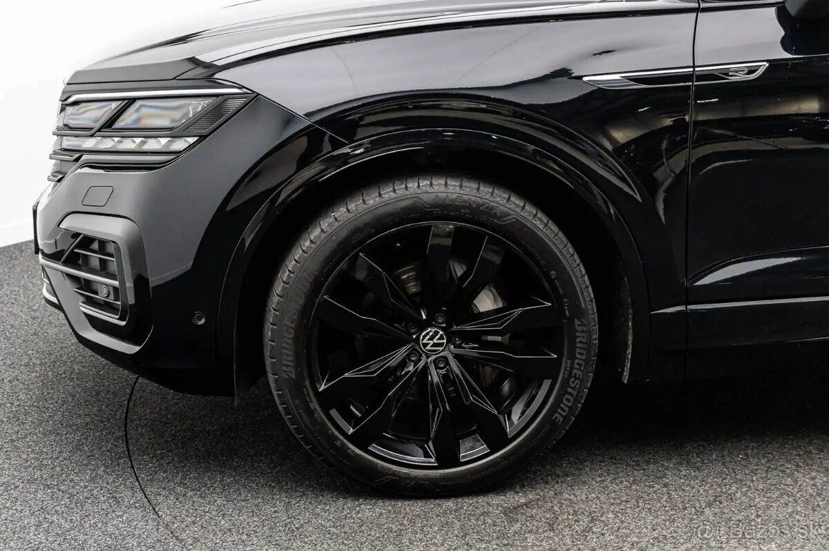 Volkswagen Touareg - 9