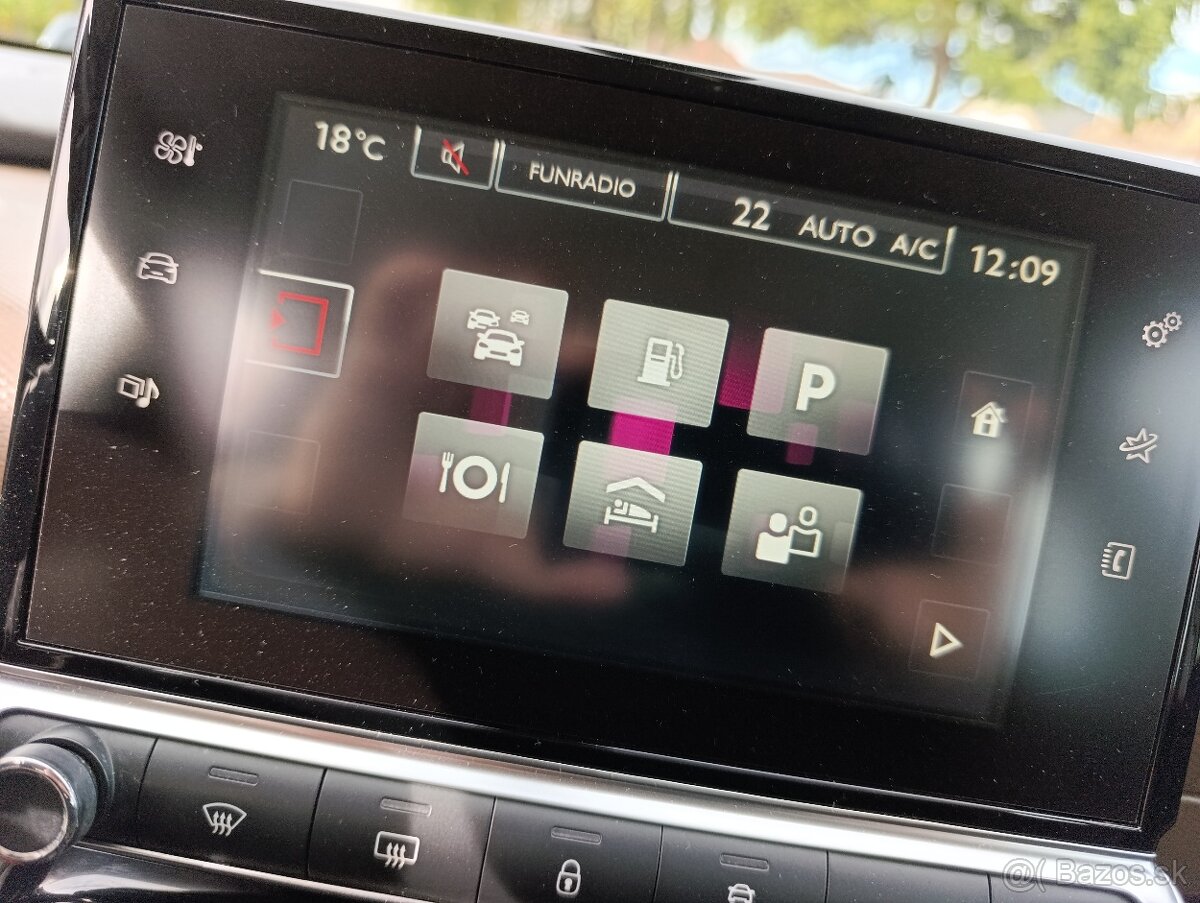 Citroën C4 Cactus 1.2, Biela Perleť, Crossover - 9