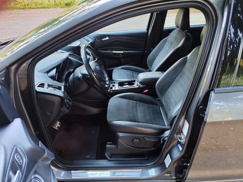 Ford Kuga 2.0 TDCi Duratorq 180k ST Line A/T AWD - 9