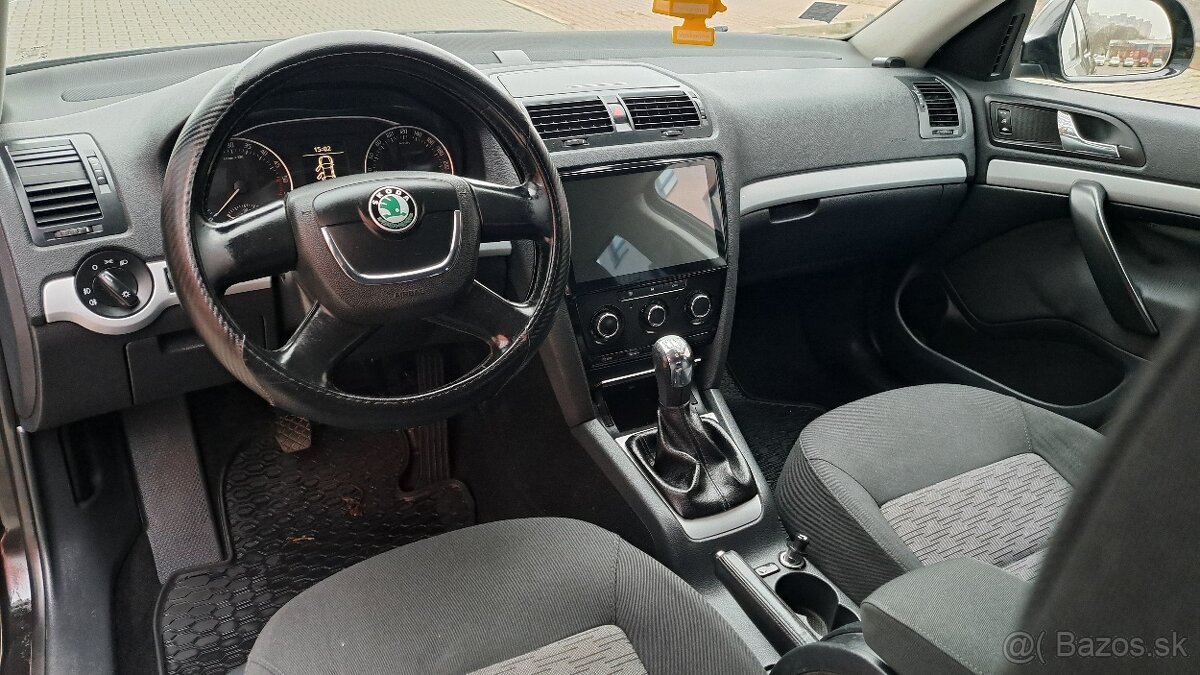 Skoda Octavia 2+Combi 1.9TDI 77kw r.v.7/2010 - 9