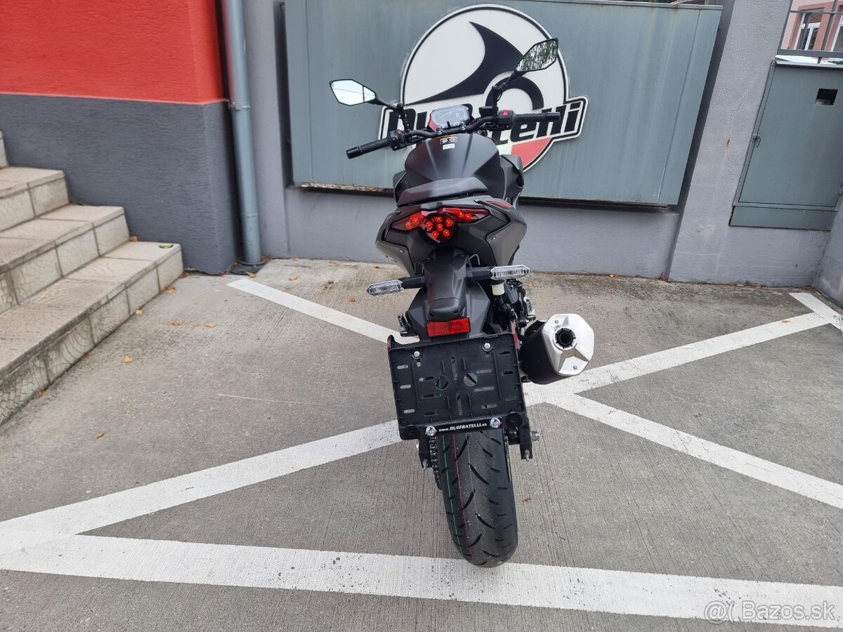 KAWASAKI Z500 SE - 9