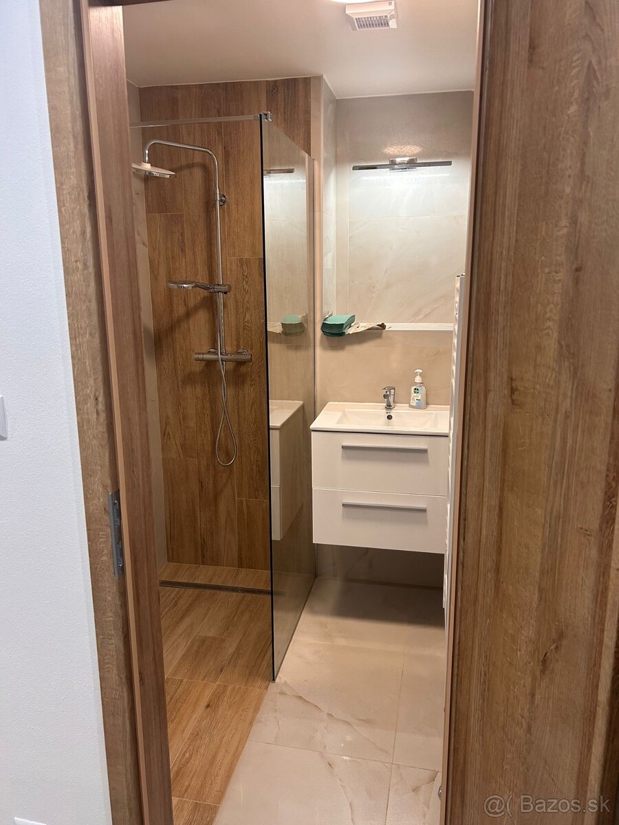 Dlhodobý prenájom 2-izbového bytu v Humennom - 9