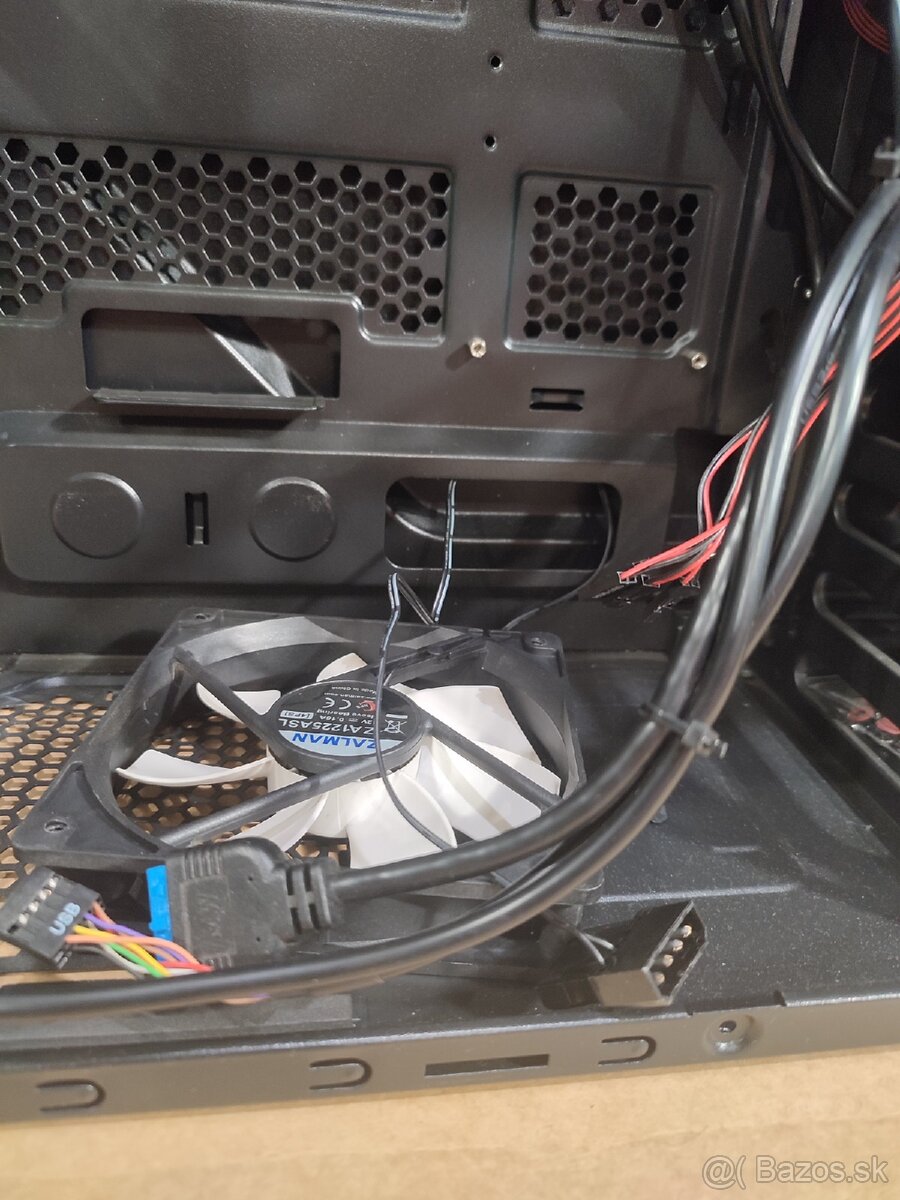 Pc bedna Zalman Z3 - 9