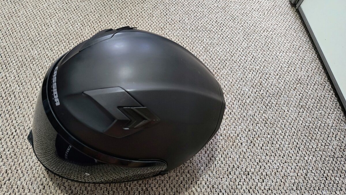 Predám helmu Cassida Integral 3.0 veľkosť M - 9