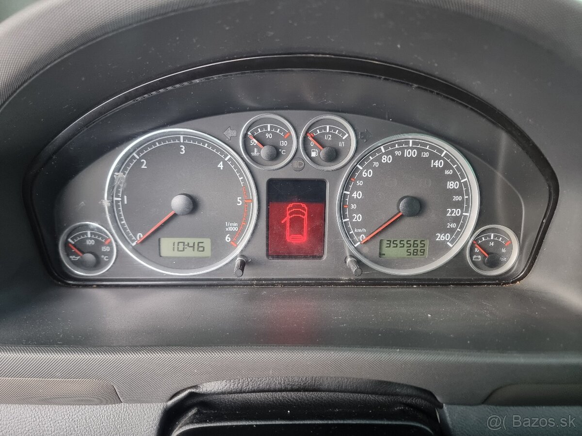 Volkswagen Sharan 1,9 TDI 85KW - 9