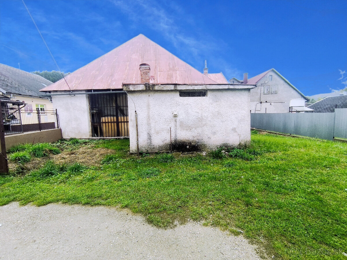 ZAUJÍMAVÁ NEHNUTEĽNOSŤ - BYTY, CHALUPA, DOMOV PRE SENIOROV, - 9