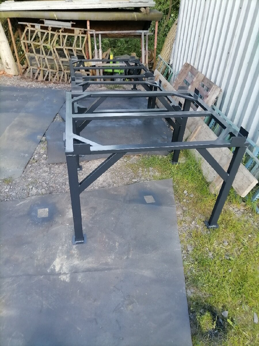 Predám stojan na pod 1000l nádrž. - 9