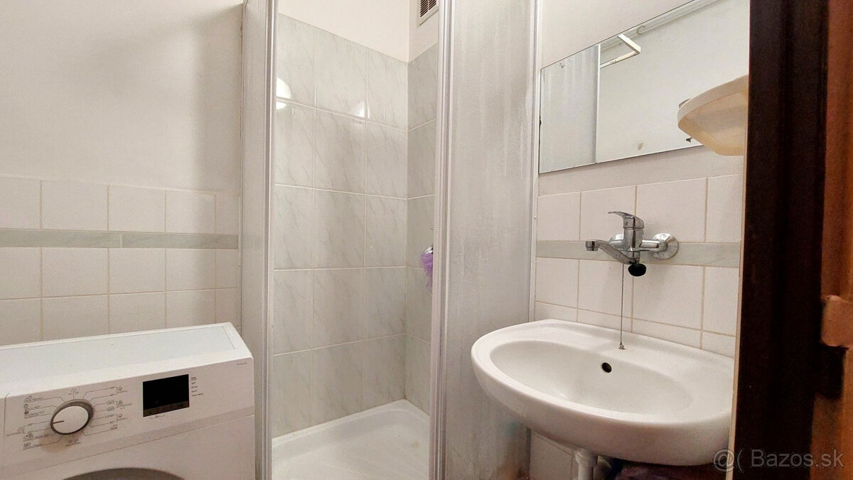 FINREA│Na predaj 2-izbový byt (54 m²) – Martin, lokalita Se - 9