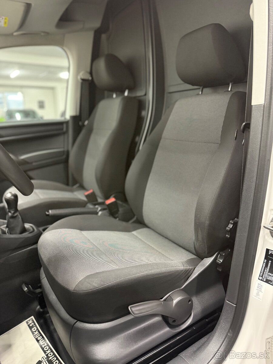 Volkswagen Caddy 2019 2.0tdi 75kw L1 ťažné 1majiteľ - 9