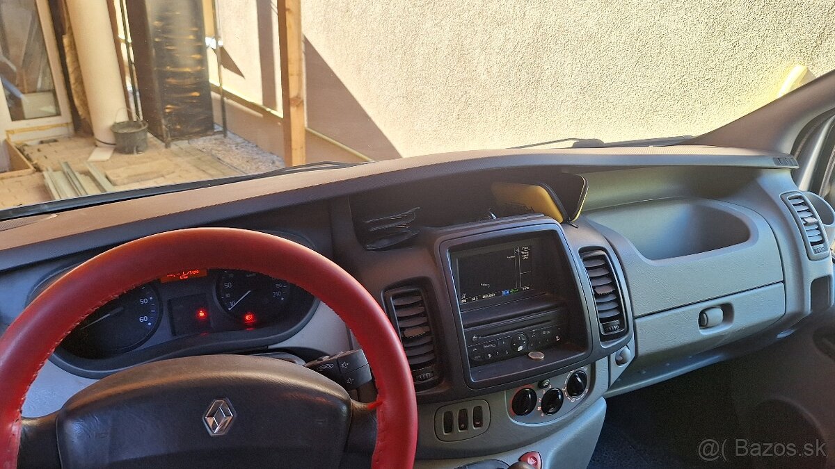 Renault trafic - 9