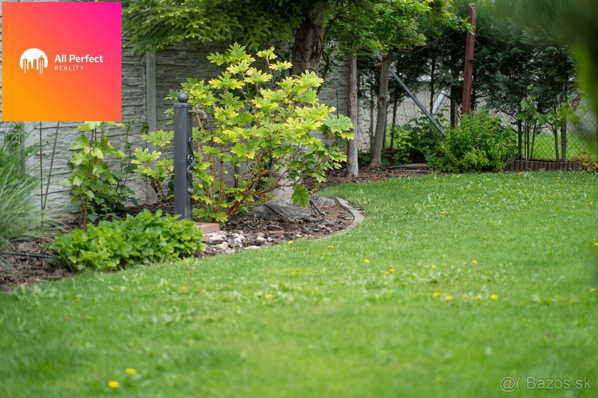 Na predaj rodinný dom s bazénom v Opoji - 9