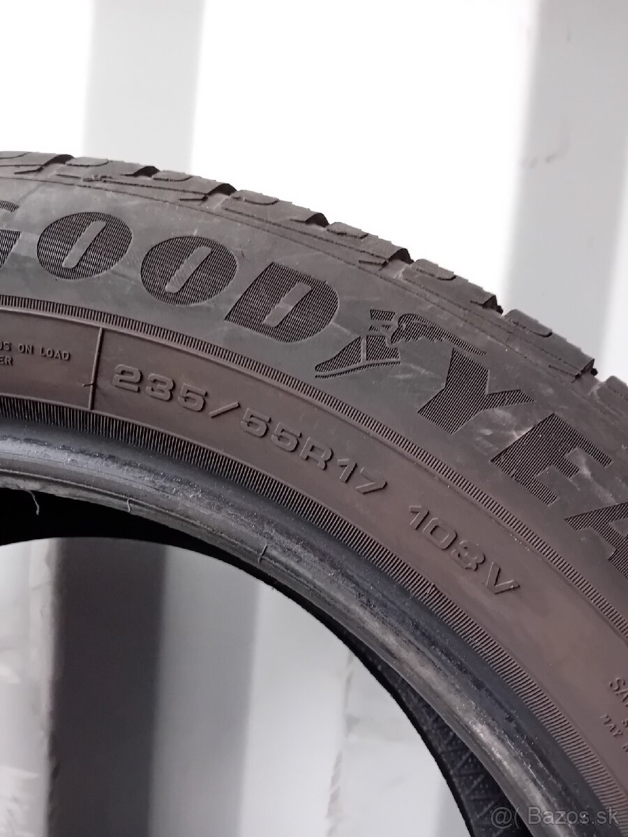 235/55R17 zimné pneumatiky Goodyear - 9