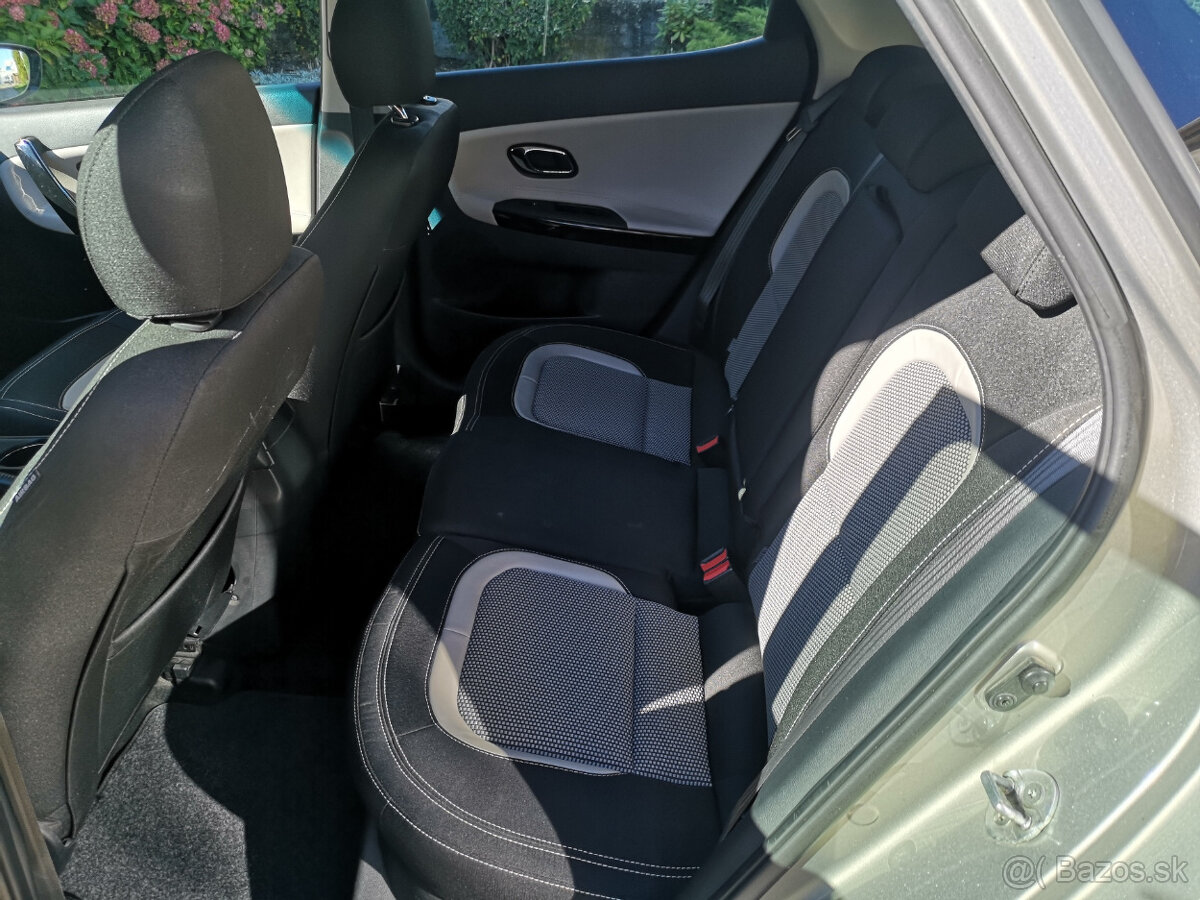 Kia Ceed, 1.6 diesel, r. 2014, 94kW - 9