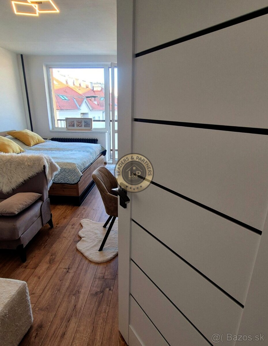 Moderný byt pri Auparku, 2 balkóny, centrum - 9