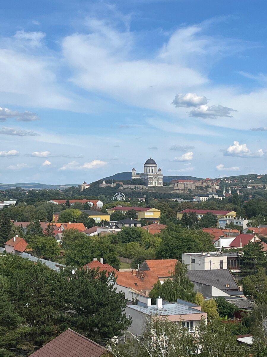V Štúrovo na predaj 4. izbový byt - 9