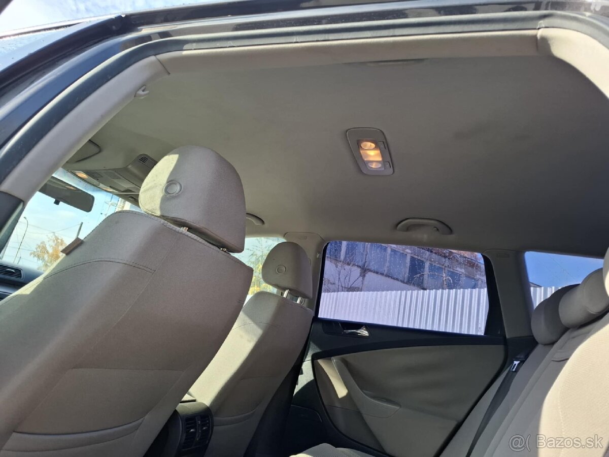 Volkswagen Passat B6 variant 1.9 77kw - 9