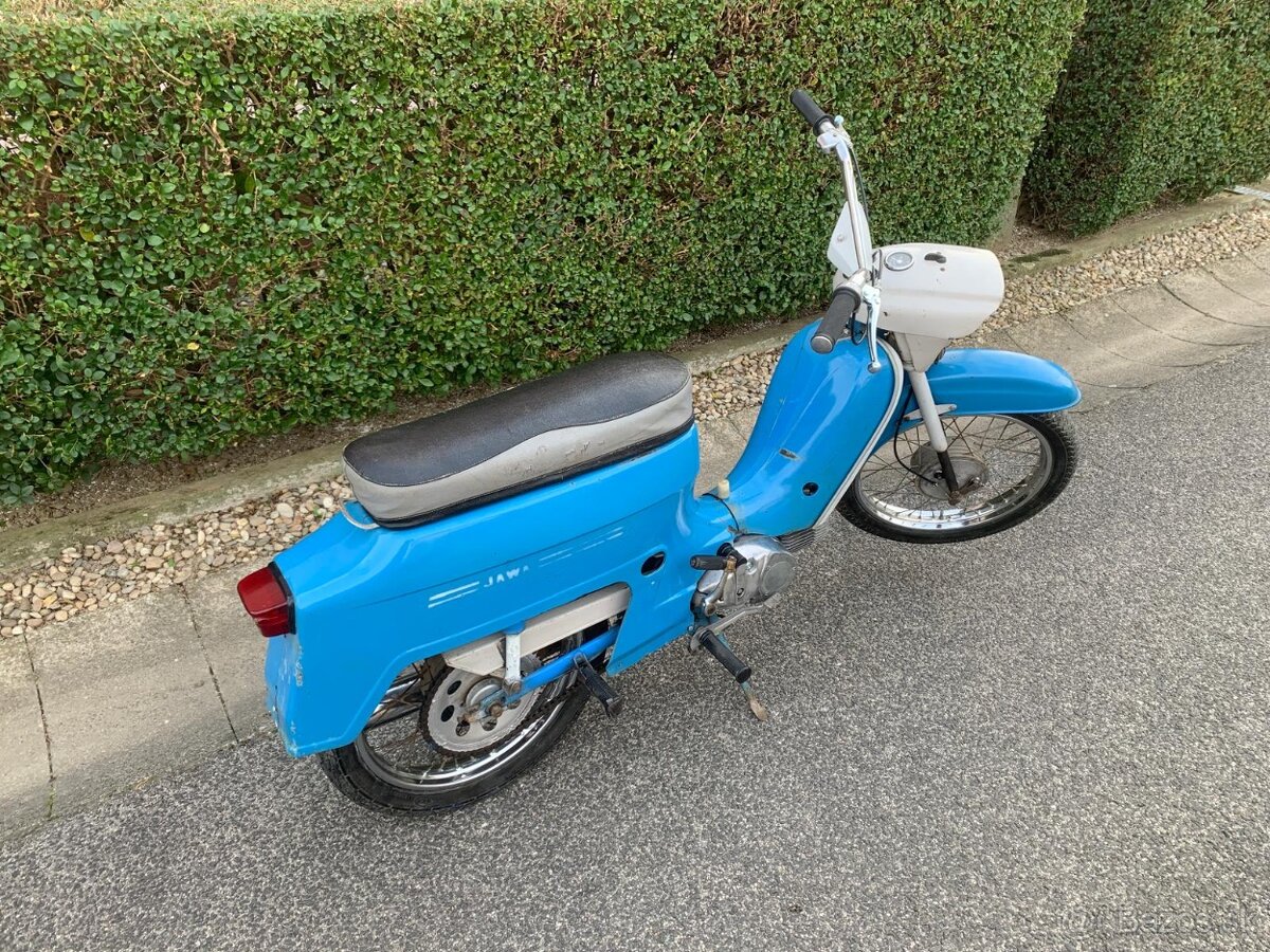 JAWA 21 s TP ŠPZ - 9
