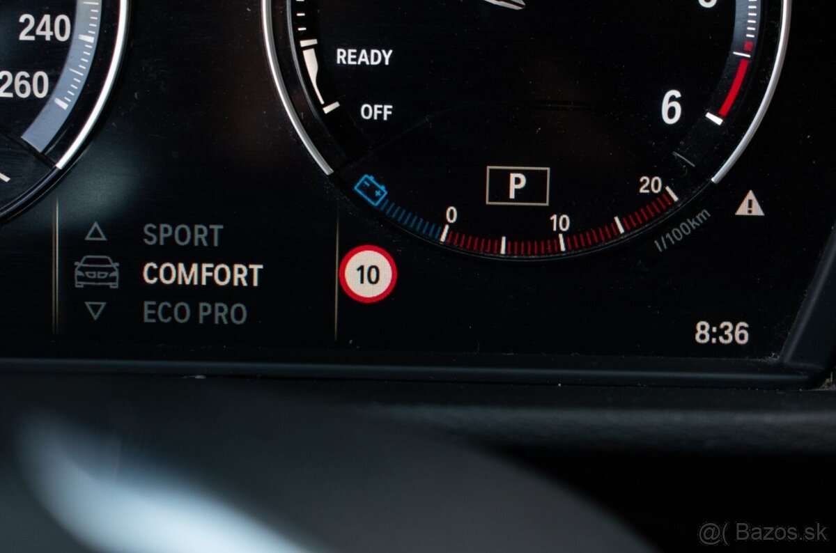 BMW X1 xDrive 20d 140kw A/T - 9