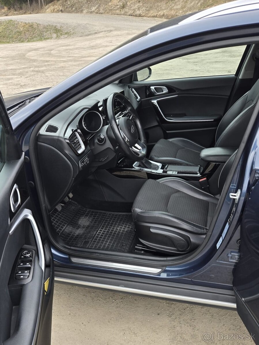 Kia XCeed 1.6 CRDI Gold - 9