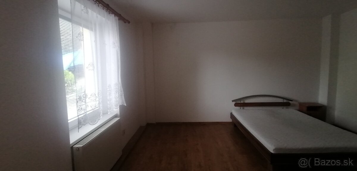 Prenajmem 1 izbový byt - 9
