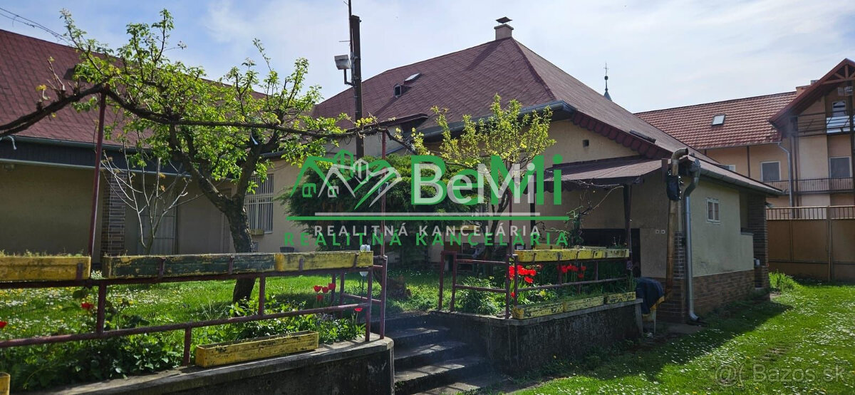 NR - RD - Mojmírovce, centrum obce, 2 bytové jednotky - 9