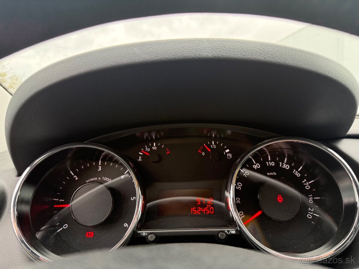 Peugeot 3008 1.6 HDI Allure - 9