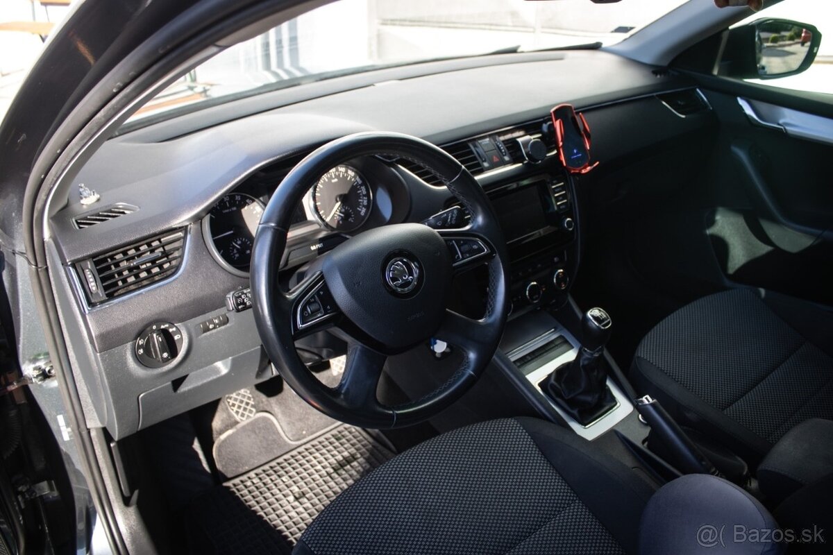 Škoda Octavia Combi 1.6 TDI Greenline - 9