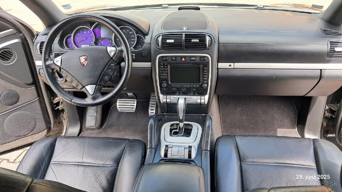 Porsche Cayenne S 4.8 - 9