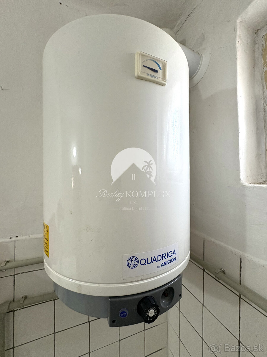 Reality KOMPLEX s.r.o.,Vám ponúka na predaj priestranný dom - 9