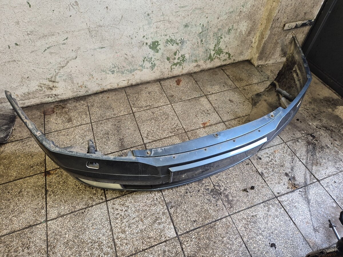 Predám predný nárazník na Škoda Octavia II 2 predfacelift - 9